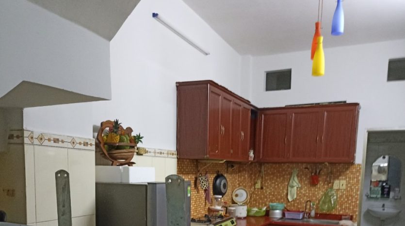 NHà bán đường Thái Phiên quận giá 11 dưới 4 tỷ