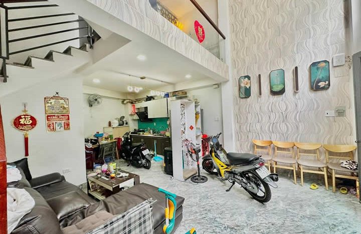 Nhà bán Trịnh Đình Thảo Quận Tân Phú giá dưới 6 tỷ