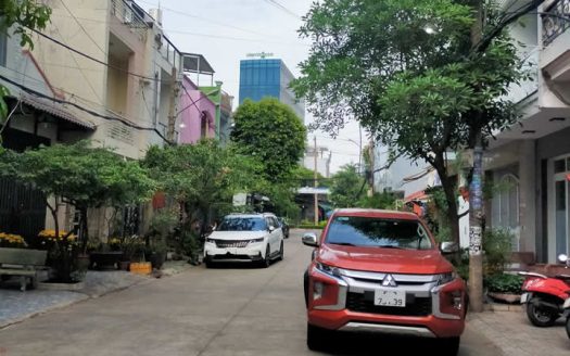 Nhà đường Chiến Lược giá 4 tỷ 3
