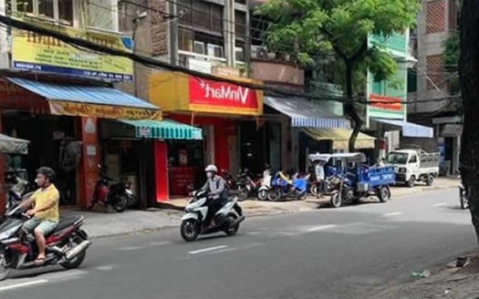 Mặt tiền đường Phó Cơ Điều 5.5x20m quận 11