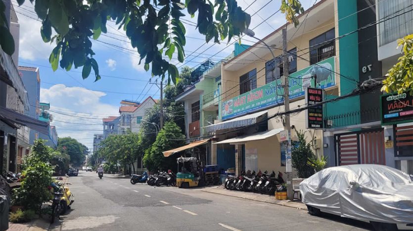 NHÀ 7x9-3 TẦNG-ĐƯỜNG NGUYỄN VĂN YẾN-TÂN THỚI HÒA
