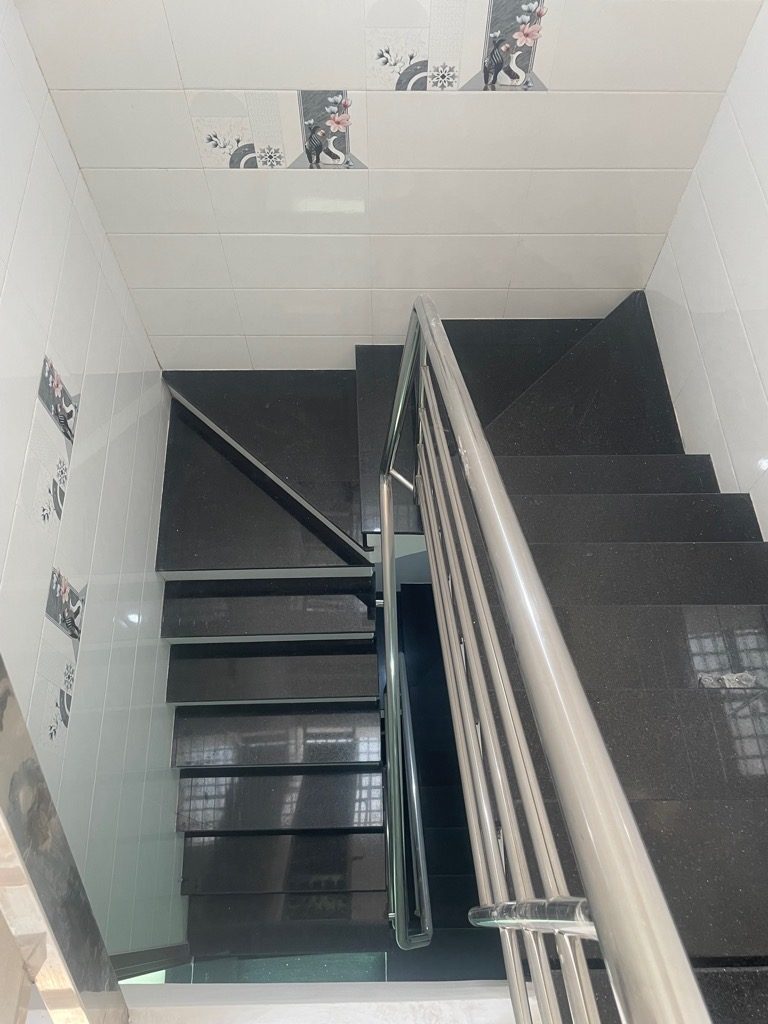 Nhà đường Đội Cung quận giá khoảng 8 tỷ