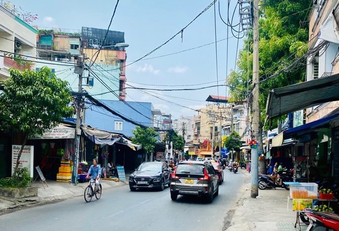 Nhà bán mặt tiền đường Lạc Long quận giá 14 tỷ